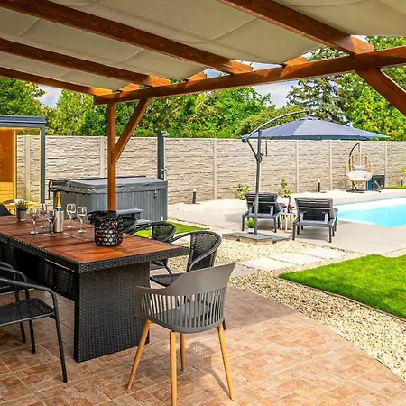 Uno Balaton וילה *