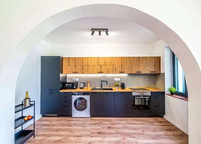 ヴィラ Uno Balaton バラトンアカラッチャ